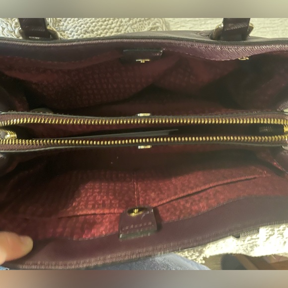 Deep purple kate spade purse with extended handle - Picture 4 of 4